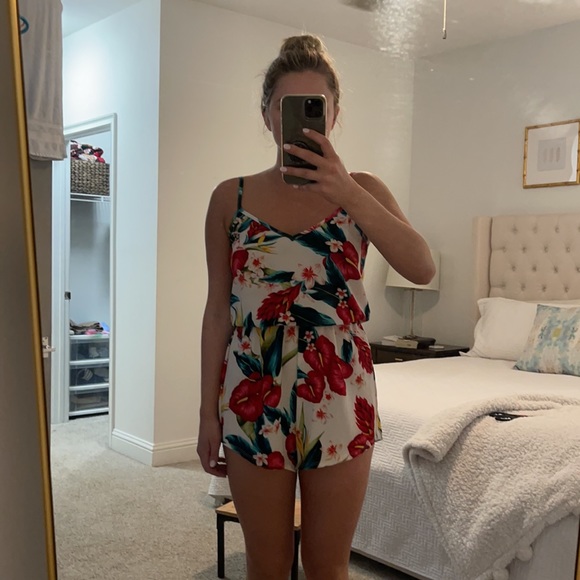 Show me your mumu romper MEDIUM euc - Picture 4 of 4